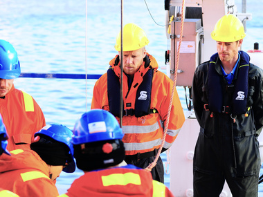 Maritime Community Networking